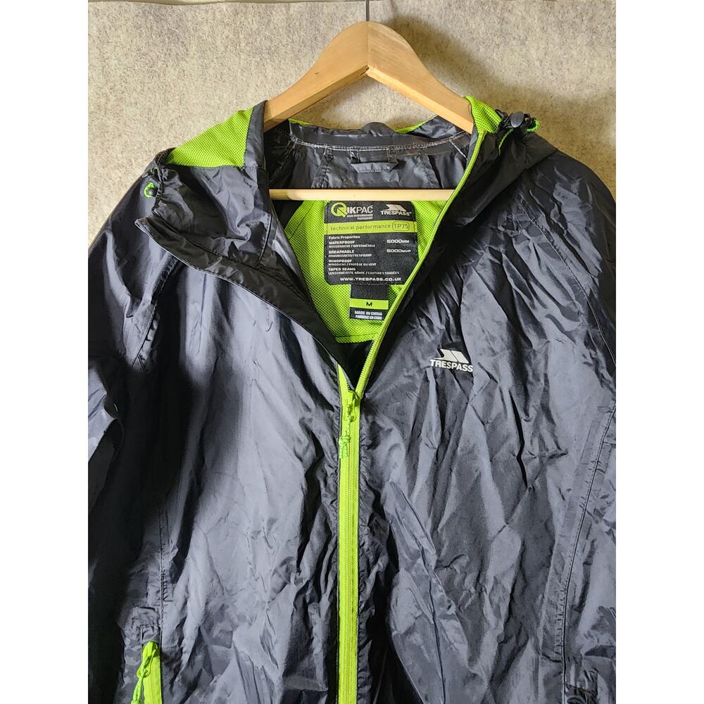 Trespass Black Tp75 Performance Windproof Waterpr… - image 4